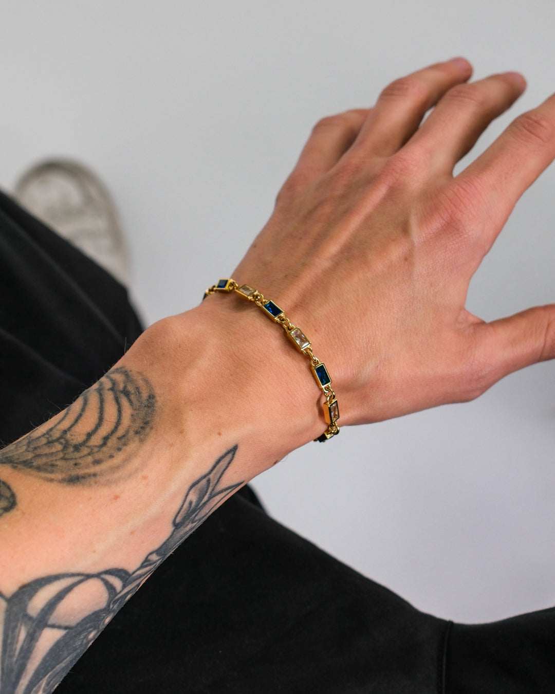 unshinebar-blue-ocean-tennisarmband-gold-3-mm image 3