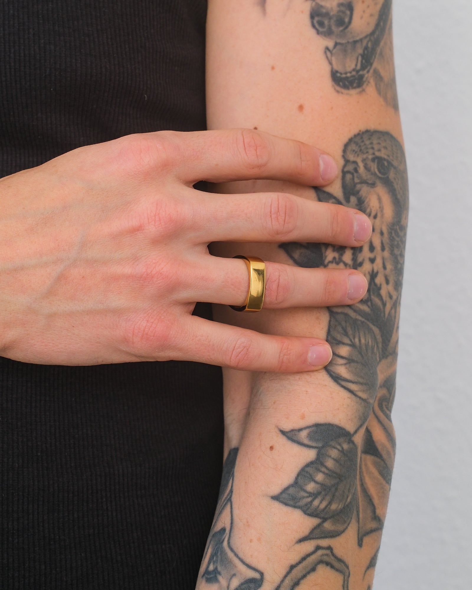 unshinebar-square-ring-siegelring-edelstahl-gold image 5