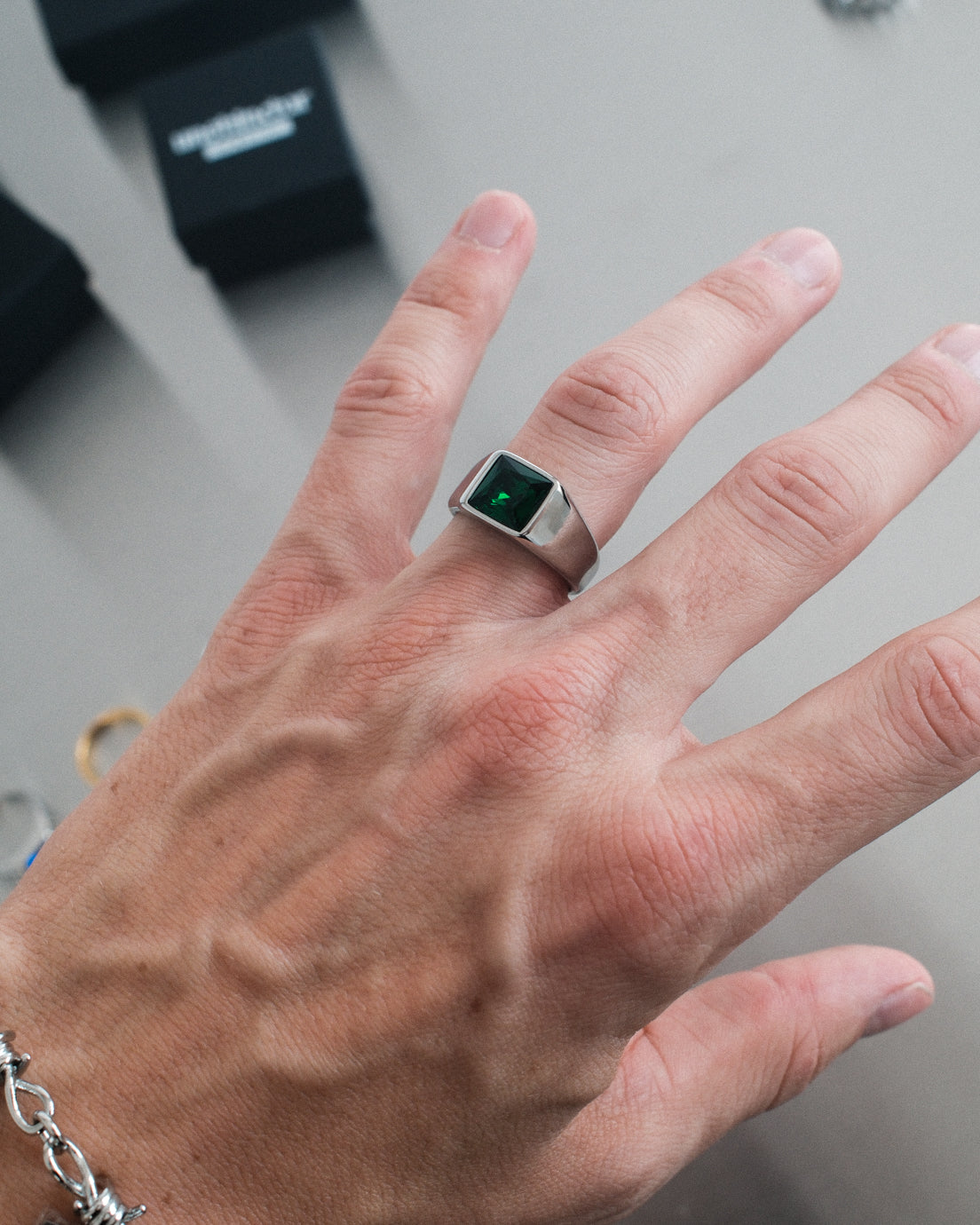 unshinebar-gemstone-ring-gr-n-gold-edelsteinring-zirkonia-gr-9 image 8