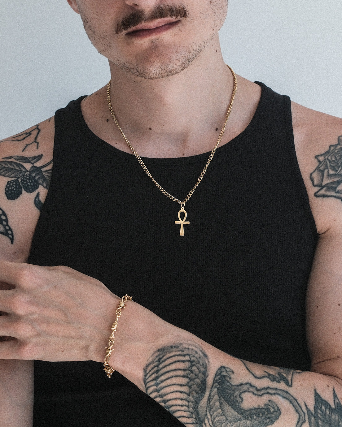 unshinebar-ankh-halskette-gold-edelstahl-anh-nger image 3