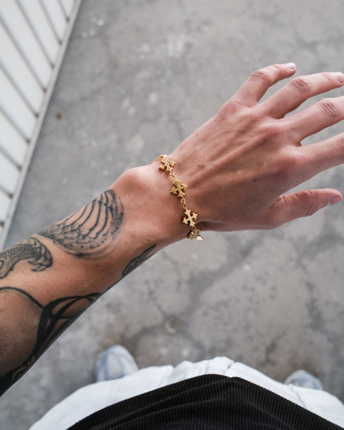 unshinebar-legacy-cross-armband-gold-18-cm-edelstahl image 4
