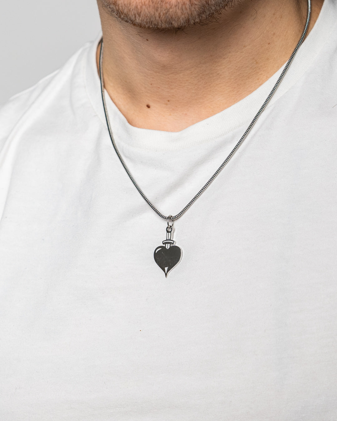 unshinebar-love-hurts-kette-silber-gravierbar-45cm image 3