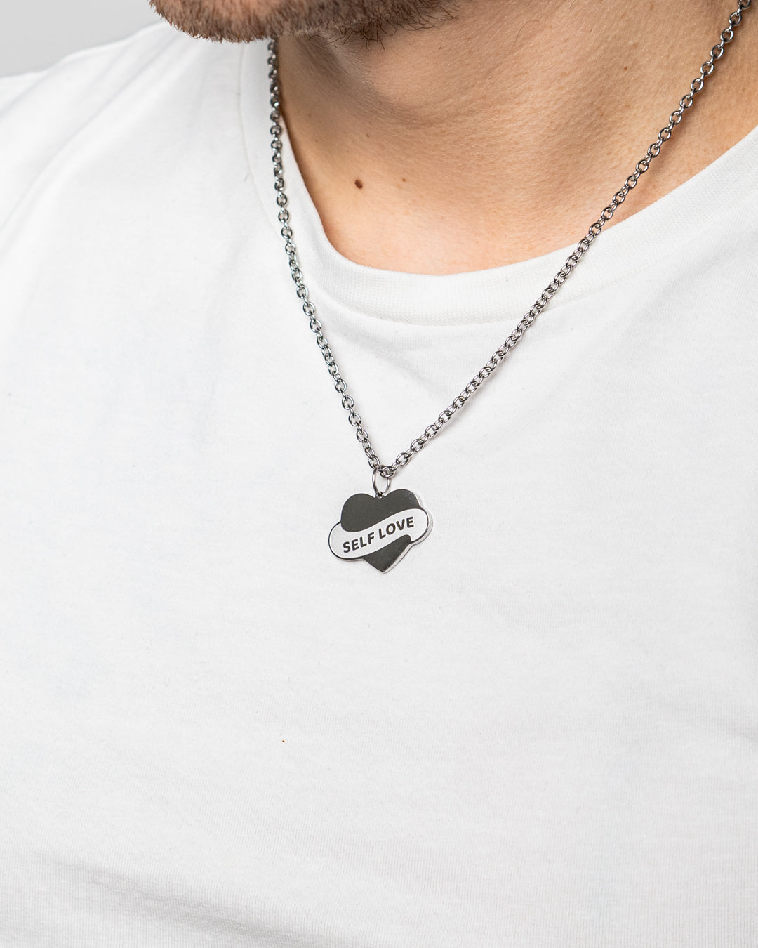 unshinebar-self-love-kette-silber-45cm-schriftzug-edelstahl image 3