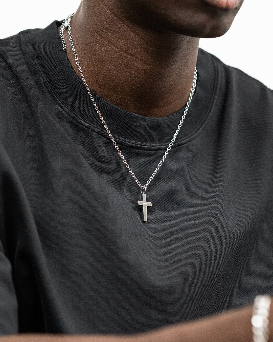 unshinebar-cross-anh-nger-silber-edelstahl-gravierbar image 3
