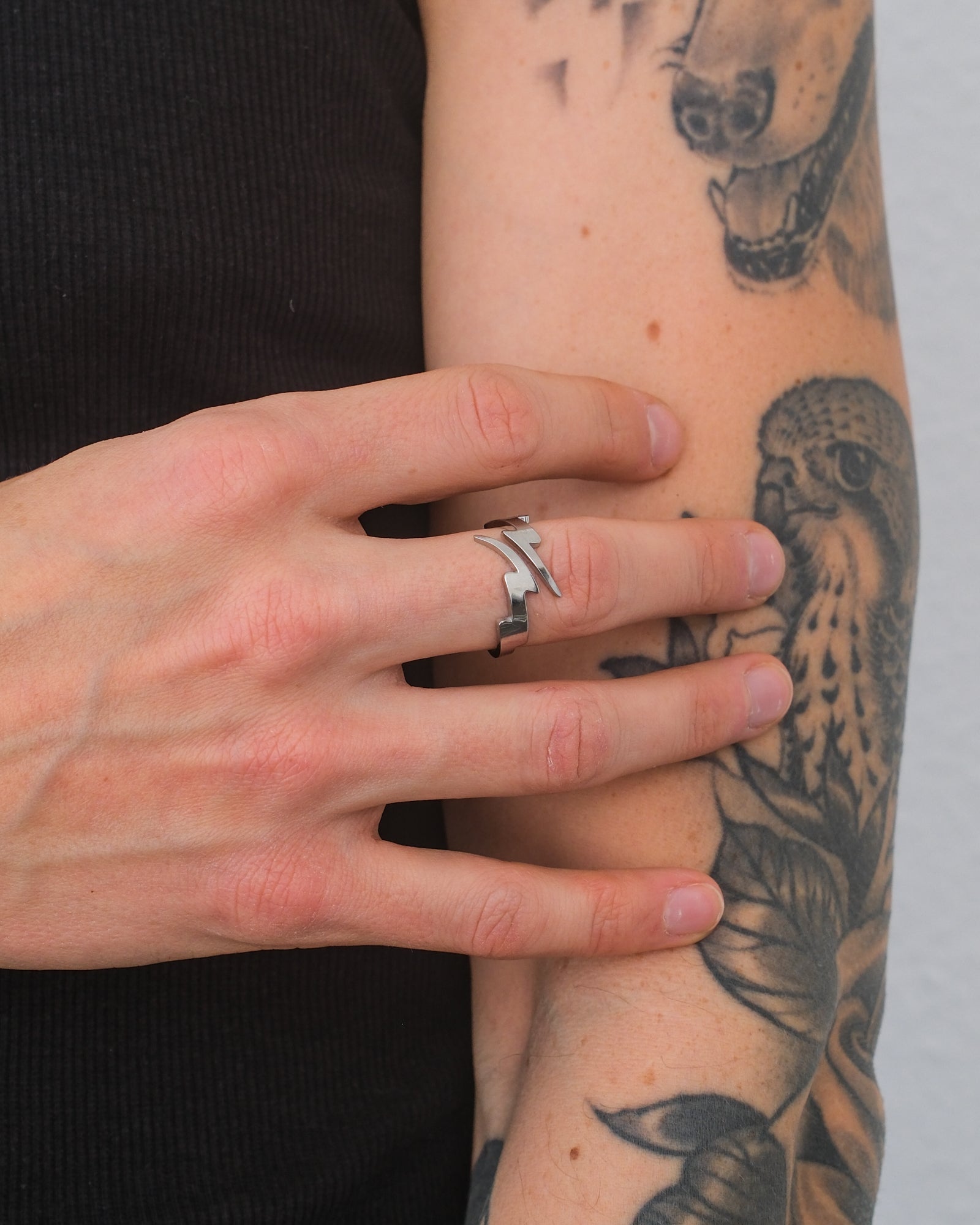 unshinebar-lightning-bolt-blitzring-silber-edelstahl image 5
