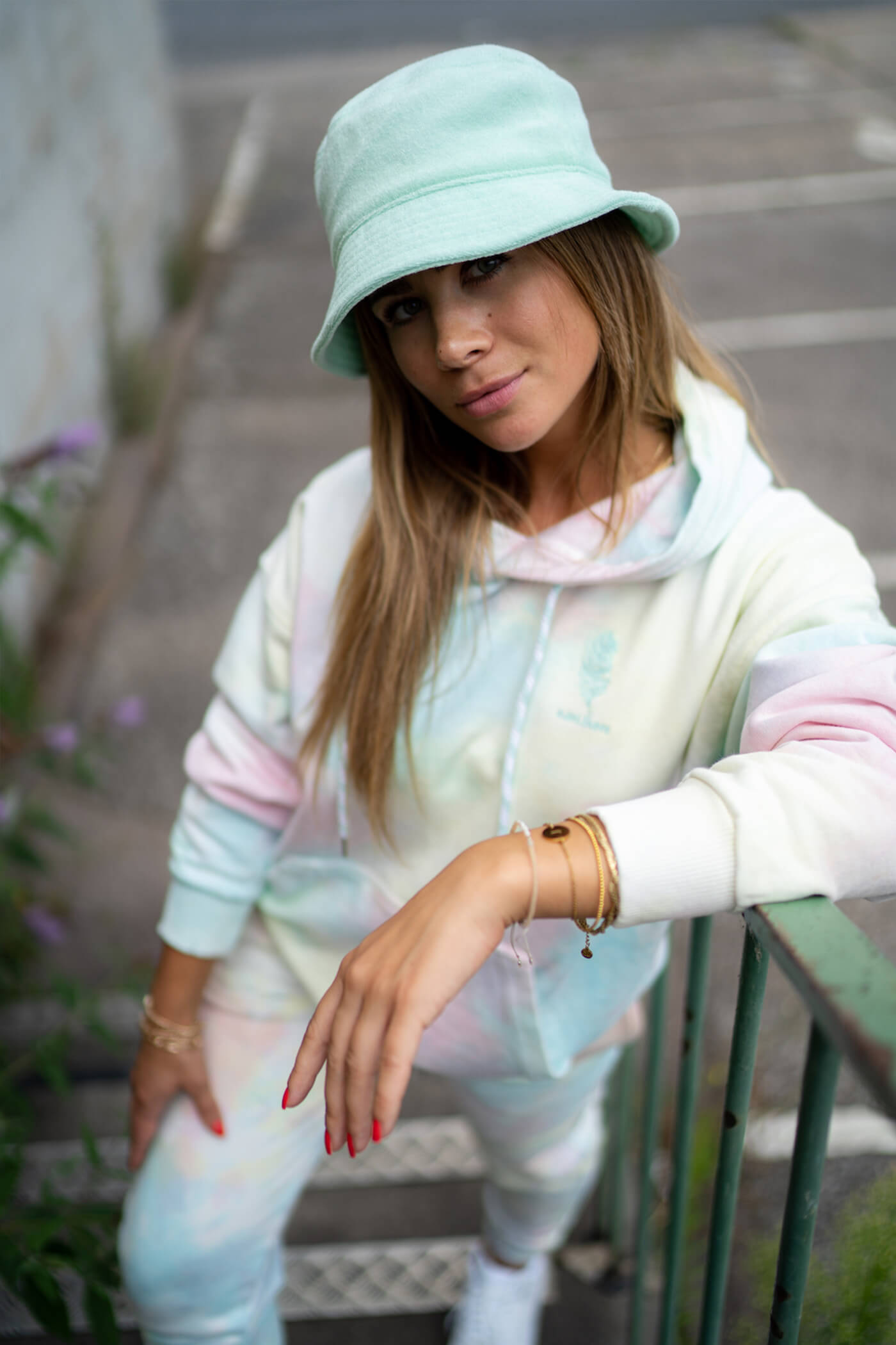 edelbunt-amsterdam-2-0-hoodie-damen-kapuzenpullover image 5