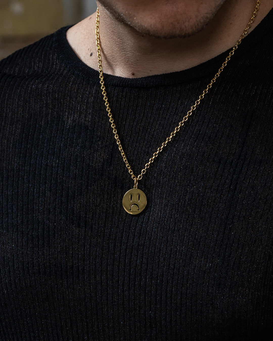 unshinebar-sad-emoji-halskette-gold-45-cm-edelstahl image 3