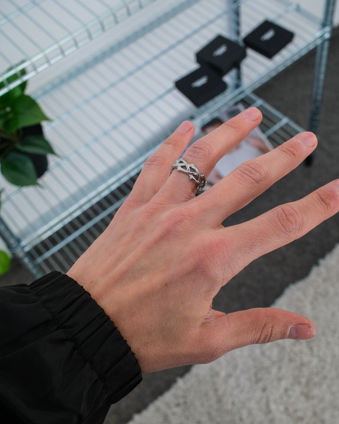 unshinebar-thorne-ring-gold-edelstahl-gr-e-10 image 5