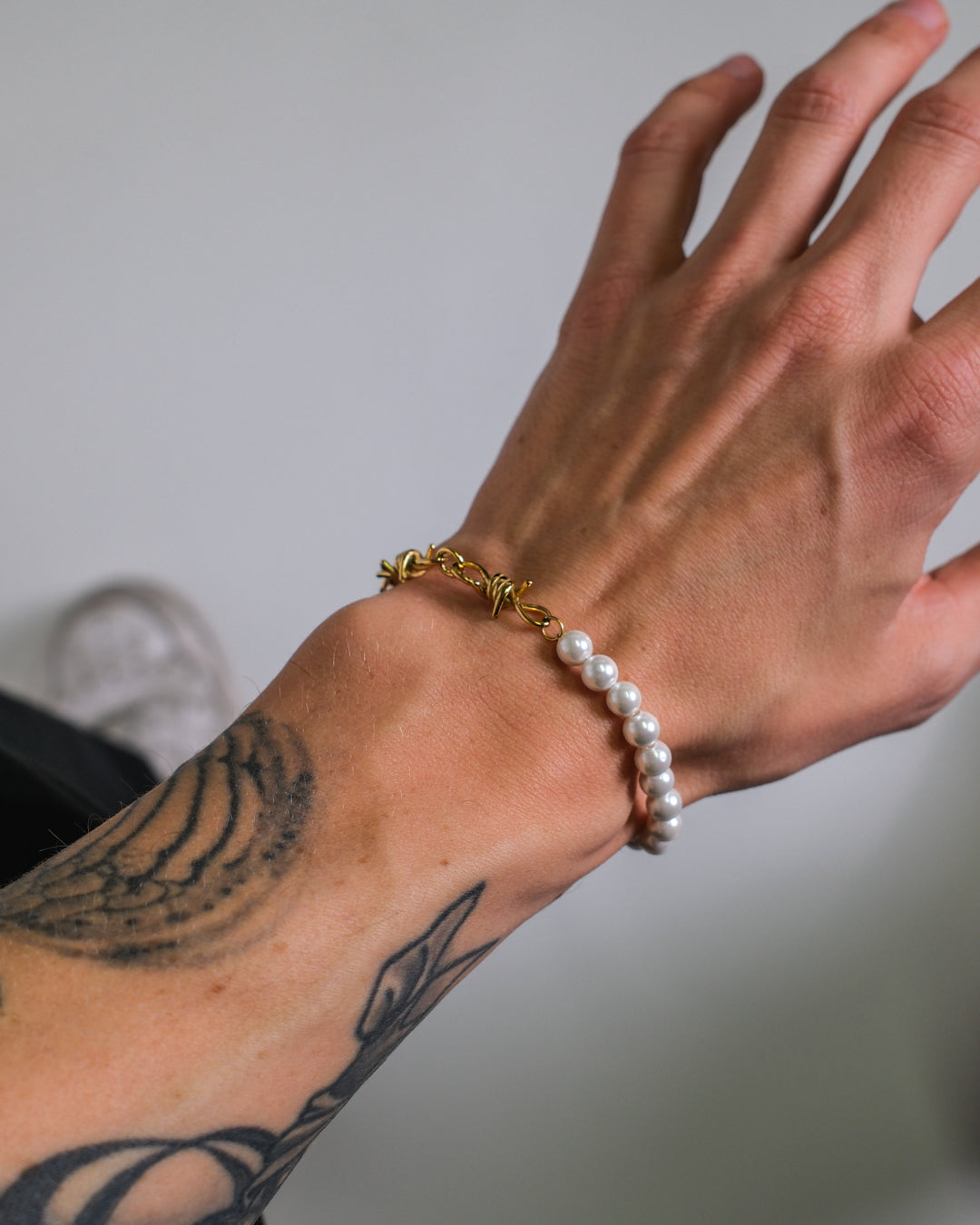 unshinebar-pearl-barbed-wire-armband-gold-6mm image 3