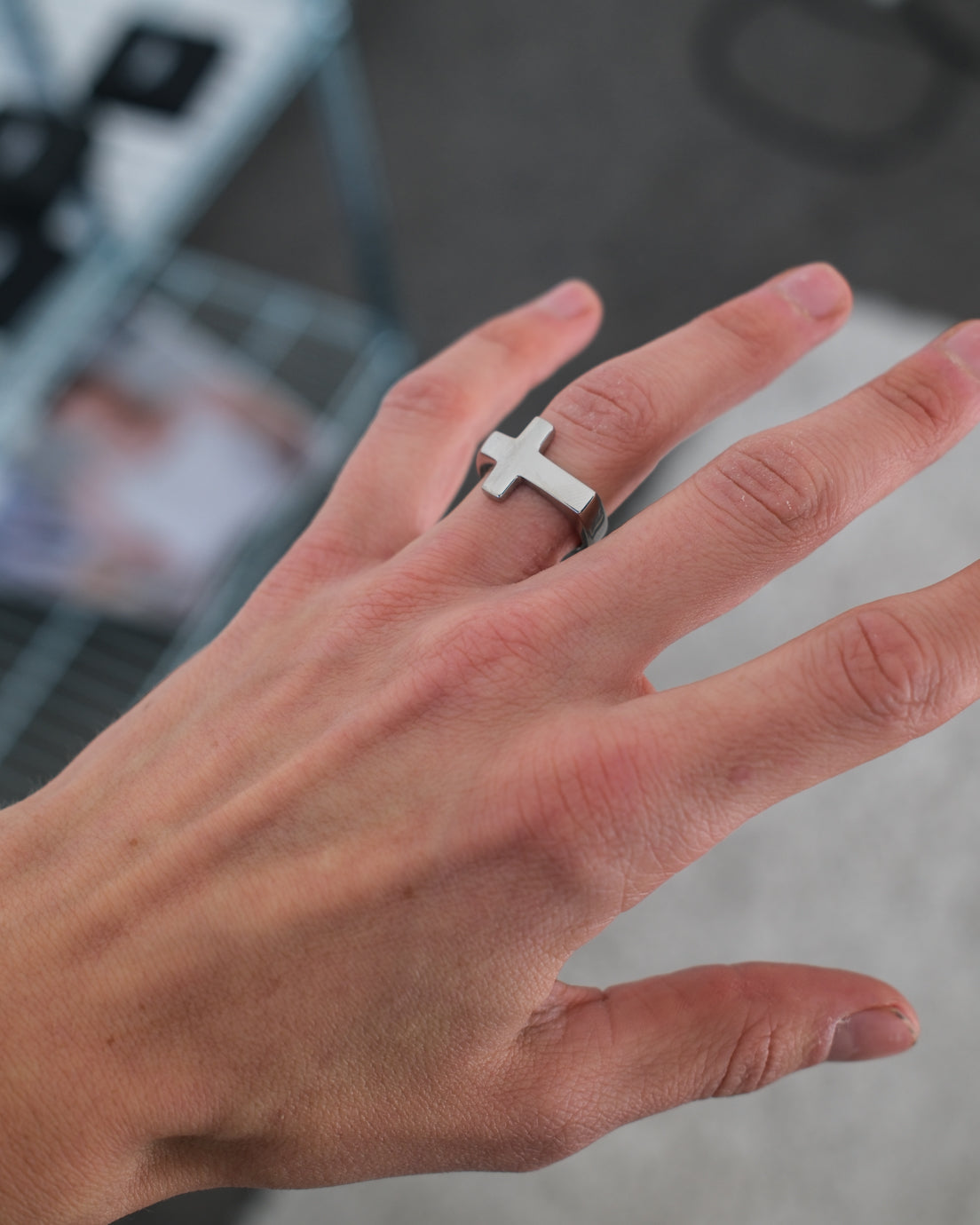 unshinebar-cross-ring-silber-edelstahl-gr-9 image 4