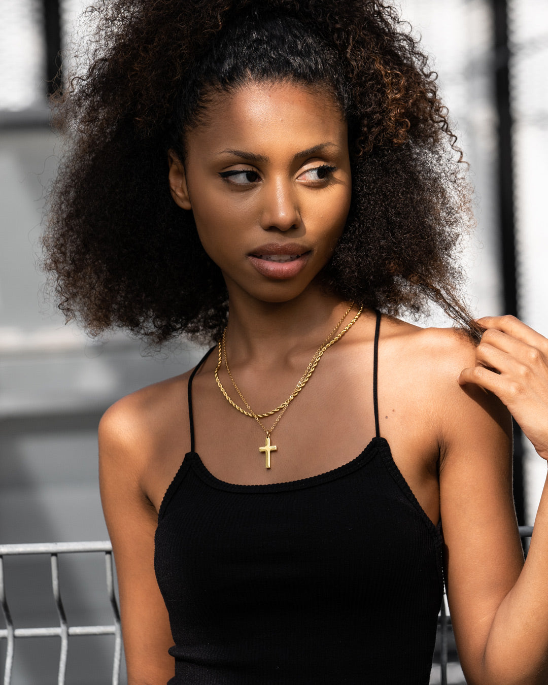 unshinebar-cross-necklace-halskette-gold-45cm-wasserdicht image 4