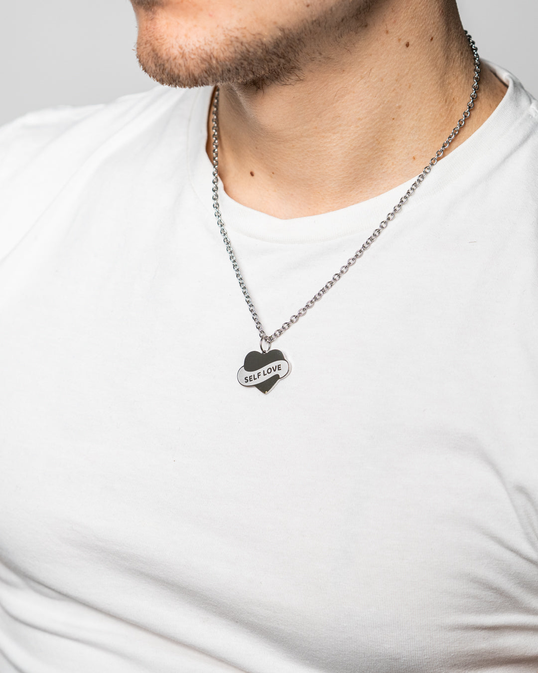 unshinebar-self-love-kette-silber-45cm-schriftzug-edelstahl image 2